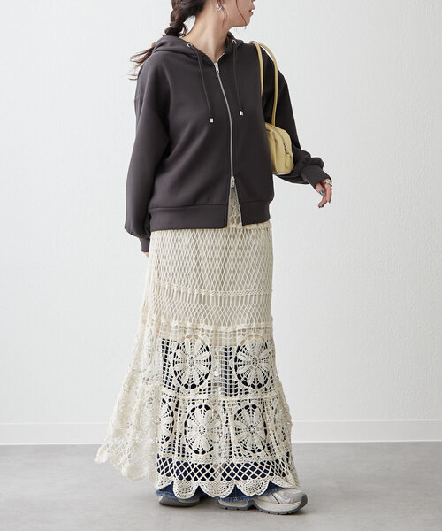 Another Branch olive des olive（アナザーブランチオリーブデオリーブ）の「【2025 Spring/Summer】ダンボールZIPパーカー（カーディガン/ボレロ・レディース・オフホワイト/ブルー/スミクロ/オートミール・FREE）」の11枚目の写真