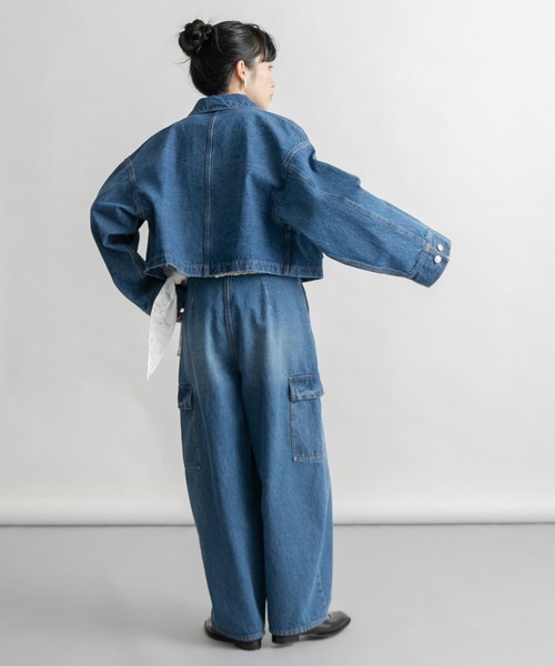 KBF(ケイビーエフ)の「WIDEデニムジャケット(デニムジャケット・レディース・ブルー/ベージュ・ONE)」の12枚目の写真