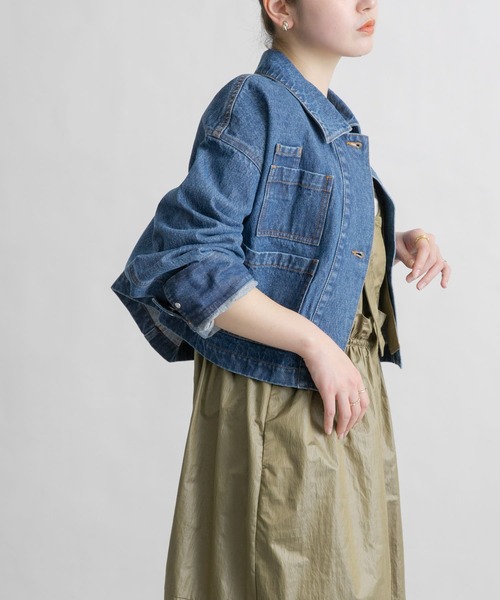 KBF(ケイビーエフ)の「WIDEデニムジャケット(デニムジャケット・レディース・ブルー/ベージュ・ONE)」の14枚目の写真
