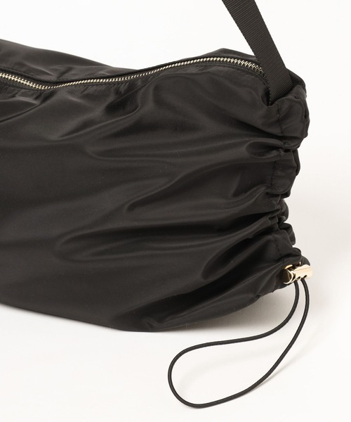 Elura（エルーラ）の「撥水ドロスとショルダーバッグ／288172（ハンドバッグ・レディース・ベージュ系その他/ブラック・ONE SIZE）」の7枚目の写真