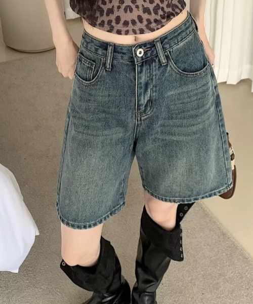 SHEPP(シープ)の「デニムハーフパンツ バミューダパンツ(デニムパンツ・レディース・ライトブルー/ブルー・M/L)」の15枚目の写真