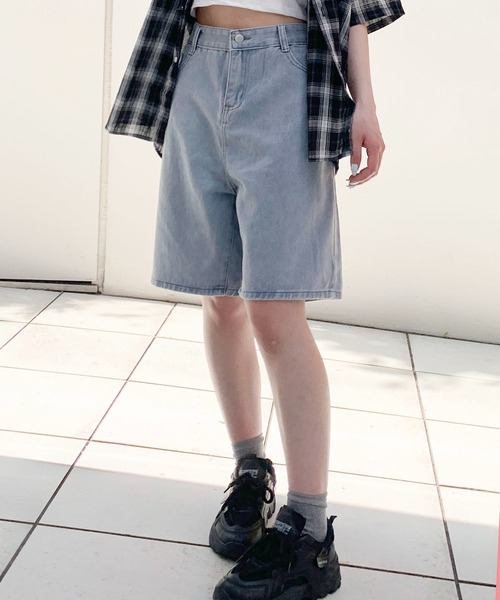 SHEPP(シープ)の「デニムハーフパンツ バミューダパンツ(デニムパンツ・レディース・ライトブルー/ブルー・M/L)」の20枚目の写真