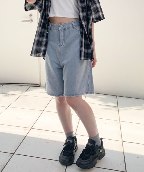 SHEPP(シープ)の「デニムハーフパンツ バミューダパンツ(デニムパンツ・レディース・ライトブルー/ブルー・M/L)」の22枚目の写真