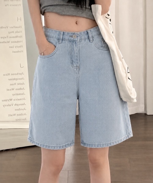SHEPP(シープ)の「デニムハーフパンツ バミューダパンツ(デニムパンツ・レディース・ライトブルー/ブルー・M/L)」の5枚目の写真