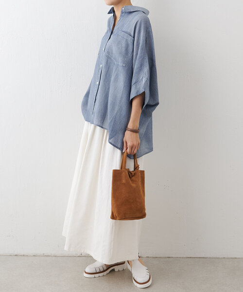 BEARDSLEY(ビアズリー)の「シフォンデニムポンチョシャツ(シャツ/ブラウス・レディース・インディゴブルー・FREE)」の3枚目の写真