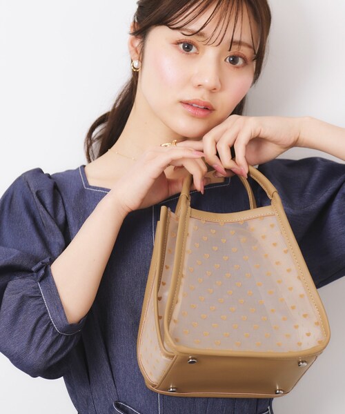 couture brooch(クチュールブローチ)の「◆ハートメッシュバッグ(ショルダーバッグ・レディース・ブラック/キャメル・00)」の3枚目の写真