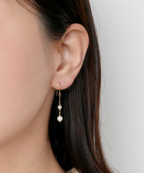 VENDOME AOYAMA（ヴァンドーム青山）の「K10YG パール ピアス（ピアス（両耳用）・レディース・イエローゴールド・ONE SIZE）」の2枚目の写真