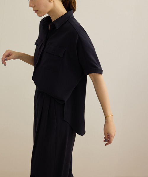 ROPE'(ロペ)の「【洗える・カセット服】バックサテン ドルマンブラウス/お仕事・通勤・セットアップ対応(シャツ/ブラウス・レディース・ベージュ/ネイビー/ブルー系その他・36/38)」の12枚目の写真