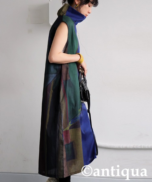 antiqua(アンティカ)の「アート柄ハイネックワンピース(ワンピース・レディース・ブルー系その他・ONESIZE)」の9枚目の写真