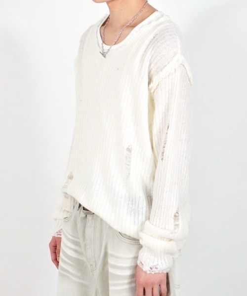 Chikashitsu +(チカシツプラス)の「【Chikashitsu +】damage reverse v neck knit / 【チカシツプラス】リバースVネックダメージニット(ニット/セーター・メンズ・アイボリー/ブラック/グレー・ONE SIZE)」の18枚目の写真
