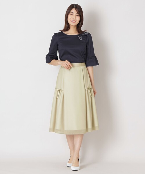 TO BE CHIC(トゥー ビー シック)の「ライトエアリー リボンスカート(スカート・レディース・ダークネイビー/ベージュ・42/40)」の9枚目の写真
