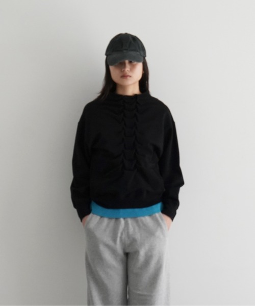 WhoWhat（フーワット）の「who what SPINAL SWEAT BOTTLE NECK（スウェット・メンズ・ブラック/ホワイト・SMALL）」の9枚目の写真