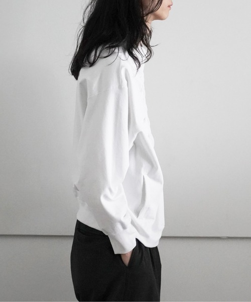 WhoWhat（フーワット）の「who what SPINAL SWEAT BOTTLE NECK（スウェット・メンズ・ブラック/ホワイト・SMALL）」の3枚目の写真