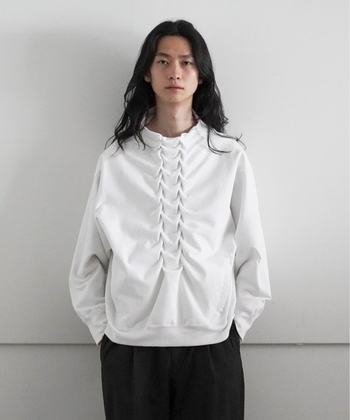 WhoWhat（フーワット）の「who what SPINAL SWEAT BOTTLE NECK（スウェット・メンズ・ブラック/ホワイト・SMALL）」の13枚目の写真