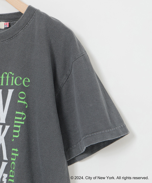 OUTDOOR PRODUCTS(アウトドアプロダクツ)の「NYC logo Tee(Tシャツ/カットソー・レディース・ホワイト/グレー・FREE)」の17枚目の写真