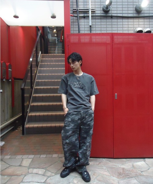 centimeter(センチメーター)の「Kira logo pigment tee(Tシャツ/カットソー・メンズ・ピンク/ホワイト/スミクロ・MEDIUM/LARGE/X-LARGE)」の5枚目の写真