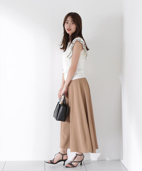 [Salvatore Ferragamo]ベルト付きスカート リボン付きロングフレアスカート / 1215220608（スカート