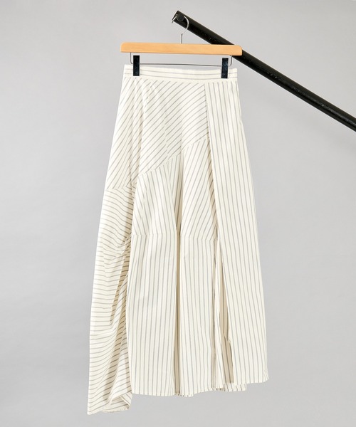 c/est(シーエ)の「【 c/est / シーエ 】 Luck Recycle Polyester Skirt ★(スカート・レディース・ネイビー/オフホワイト・1/2)」の7枚目の写真