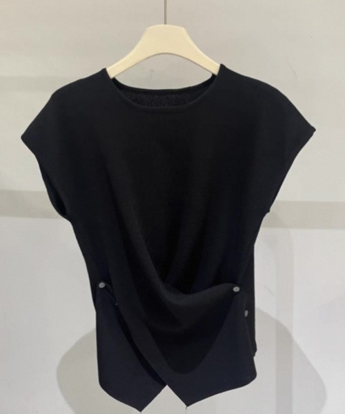 LOULOU select(ルルセレクト)の「ウエストドレープフレンチスリーブTee(Tシャツ/カットソー・レディース・ブラック/オフホワイト/ブラック系その他/ピンク/ホワイト系その他・M)」の9枚目の写真