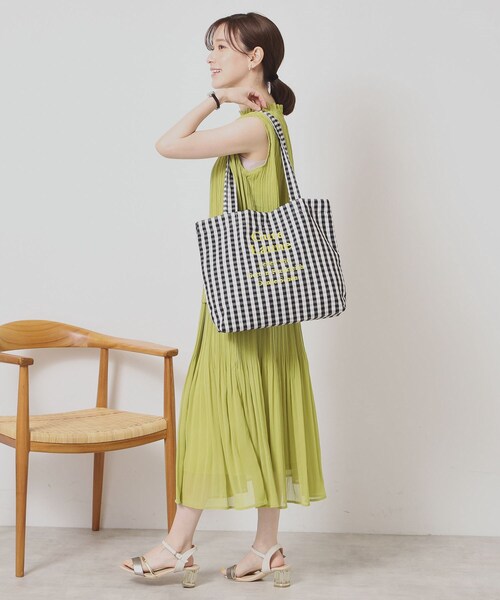 ITS'DEMO（イッツデモ）の「【A4対応】ロゴ刺繍ラージトート（トートバッグ・レディース・アイボリー/ブラック系2/グレー/ネイビー系1/グレー系1/ブラック・00）」の19枚目の写真