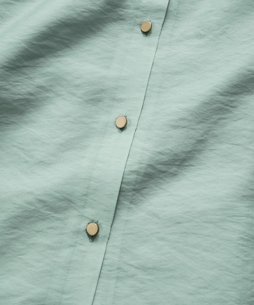 le cercle ADAM ET ROPE'（ルセルクルアダムエロペ）の「袖ギャザーブラウス（シャツ/ブラウス・レディース・サックスブルー/ダークブラウン/ホワイト・FREE）」の20枚目の写真
