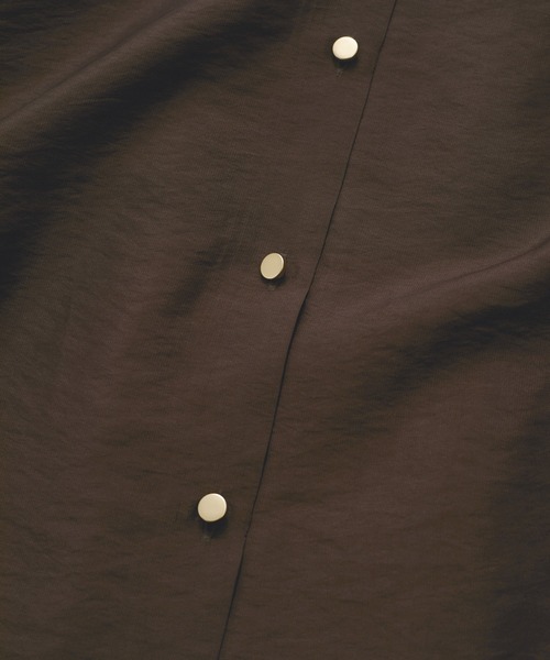 le cercle ADAM ET ROPE'（ルセルクルアダムエロペ）の「袖ギャザーブラウス（シャツ/ブラウス・レディース・サックスブルー/ダークブラウン/ホワイト・FREE）」の22枚目の写真