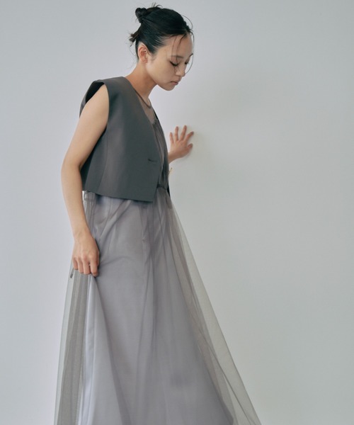 ANDRESD(アンドレスド)の「ショートジレセットチュールドレス / short gilet set tulle dress(ドレス・レディース・グレー/ブラウン/ブラック・S/L/M)」の6枚目の写真