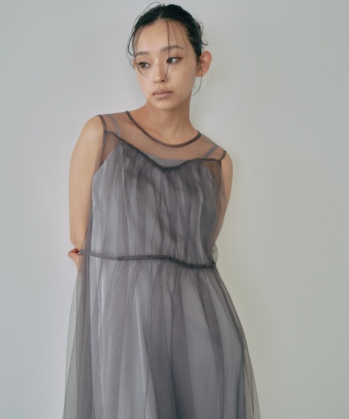 ANDRESD(アンドレスド)の「ショートジレセットチュールドレス / short gilet set tulle dress(ドレス・レディース・グレー/ブラウン/ブラック・S/L/M)」の12枚目の写真
