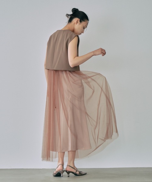 ANDRESD(アンドレスド)の「ショートジレセットチュールドレス / short gilet set tulle dress(ドレス・レディース・グレー/ブラウン/ブラック・S/L/M)」の18枚目の写真