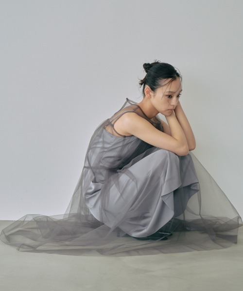ANDRESD(アンドレスド)の「ショートジレセットチュールドレス / short gilet set tulle dress(ドレス・レディース・グレー/ブラウン/ブラック・S/L/M)」の8枚目の写真
