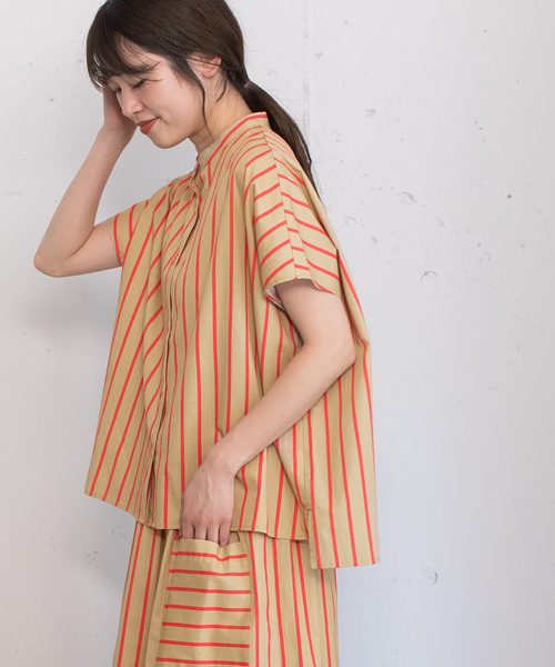 POU DOU DOU（プードゥドゥ）の「ストライプバンドカラーボックスシャツ（シャツ/ブラウス・レディース・ベージュ/ブルー/アイボリー・M）」の15枚目の写真