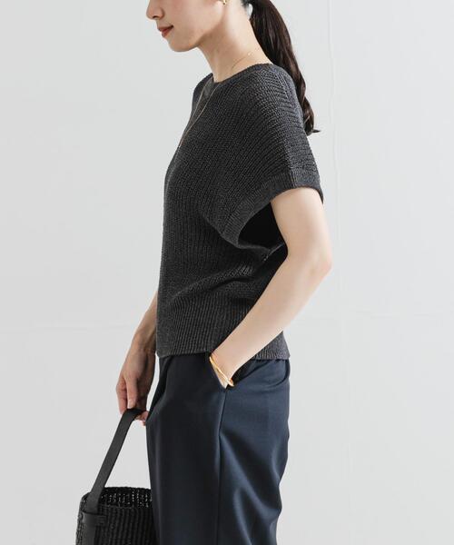 URBAN RESEARCH（アーバンリサーチ）の「ペーパーヤーンフレンチスリーブニット（ベスト・レディース・チャコールグレー/ホワイト/ベージュ・FREE）」の12枚目の写真