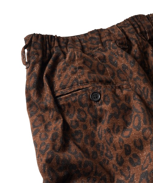 Subciety（サブサエティ）の「Glitter leopard slacks（スラックス・メンズ・ブラウン/ブラック・X-LARGE/LARGE/MEDIUM/SMALL）」の4枚目の写真