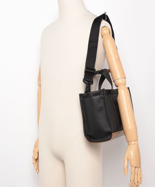 黒の合成皮革ゴルフバッグ 合成皮革 ラウンドトートバッグ【adidas Golf/アディダスゴルフ