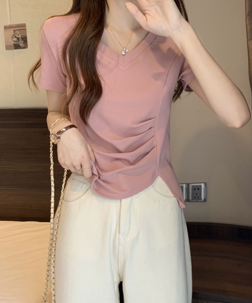 2ly2(トゥーリートゥー)の「ドレープ×アシメ裾が美しいVネックTシャツ(Tシャツ/カットソー・レディース・ブラック/ピンク/ホワイト・FREE)」の15枚目の写真