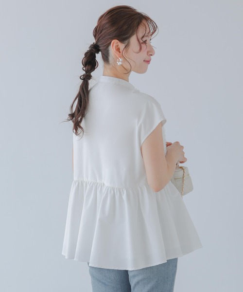 Fit more(フィットモア)の「フロントフリルペプラムブラウス(シャツ/ブラウス・レディース・ネイビー/ホワイト/ベビーピンク・FREE)」の20枚目の写真