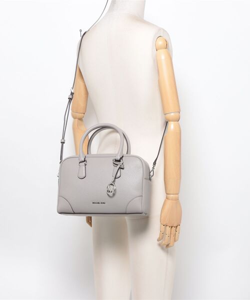 MICHAEL KORS(マイケルコース)の「THOMPSON MD DUFFLE SATCHEL サッチェル(ハンドバッグ・レディース・グレー系・FREE)」の5枚目の写真