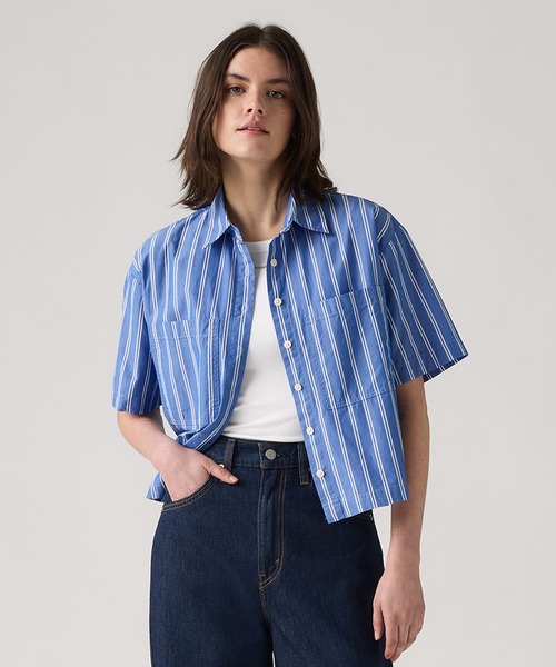 Levi's(リーバイス)の「Levi's/リーバイス HARLIE SS クロップドシャツ(シャツ/ブラウス・レディース・ブルー・XS/S/M)」の1枚目の写真