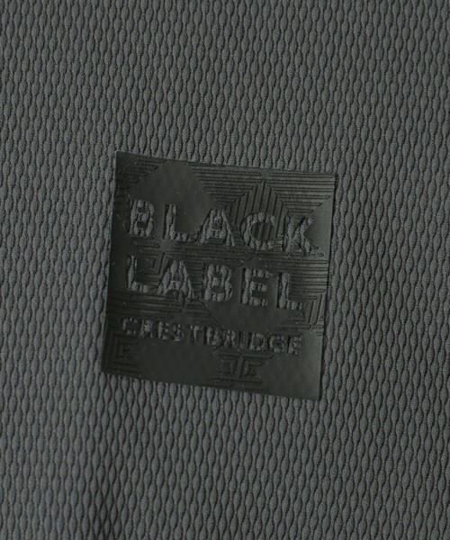 BLACK LABEL CRESTBRIDGE(ブラックレーベル・クレストブリッジ)の「【一部店舗限定】ロゴプリントテクニカルポロシャツ(ポロシャツ・メンズ・チャコールグレー/ブラック/オフホワイト・L/XL/M)」の16枚目の写真