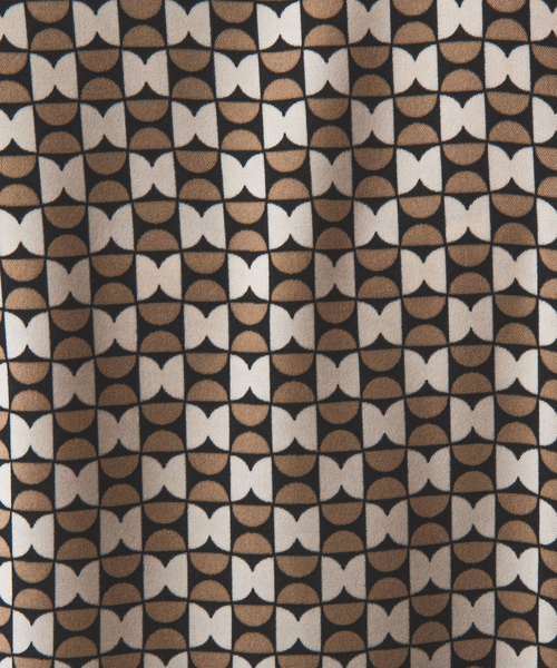 NARACAMICIE（ナラカミーチェ）の「【NARACAMICIE】幾何柄七分袖シャツ（シャツ/ブラウス・レディース・ブラック/ブラウン・L/M）」の17枚目の写真