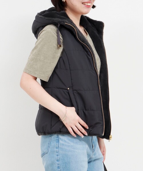 MICO COULIER（ミコクリエ）の「ファイングロス×ファー リバーシブルベスト（ブルゾン・レディース・チャコールグレー/ブラウン/キナリ・38）」の14枚目の写真