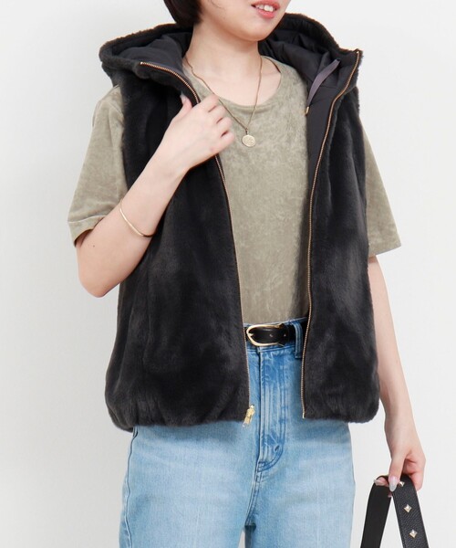 MICO COULIER（ミコクリエ）の「ファイングロス×ファー リバーシブルベスト（ブルゾン・レディース・チャコールグレー/ブラウン/キナリ・38）」の18枚目の写真