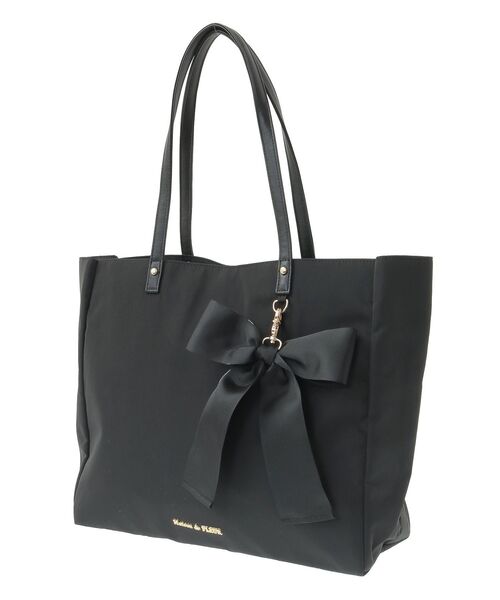 Maison de FLEUR（メゾンドフルール）の「リボンチャーム付き3ルームトートバッグ（トートバッグ・レディース・ピンクベージュ/ブラック・FREE）」の4枚目の写真