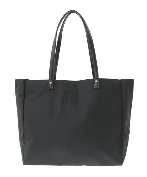 Maison de FLEUR（メゾンドフルール）の「リボンチャーム付き3ルームトートバッグ（トートバッグ・レディース・ピンクベージュ/ブラック・FREE）」の6枚目の写真