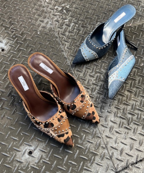 R&E（アールアンドイー）の「【25AW新作】【R&E】パッチワーク×デコストーンミュールパンプス（パンプス・レディース・レオパード/ネイビー系・L/M/S/LL）」の2枚目の写真