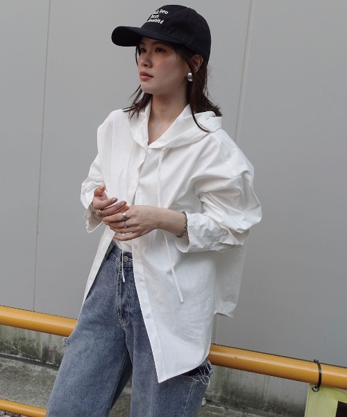 CORNERS（コーナーズ）の「ワッシャーフード付きシャツ（シャツ/ブラウス・レディース・オフホワイト/ブラック・M）」の7枚目の写真