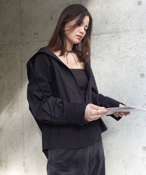 CORNERS（コーナーズ）の「ワッシャーフード付きシャツ（シャツ/ブラウス・レディース・オフホワイト/ブラック・M）」の13枚目の写真