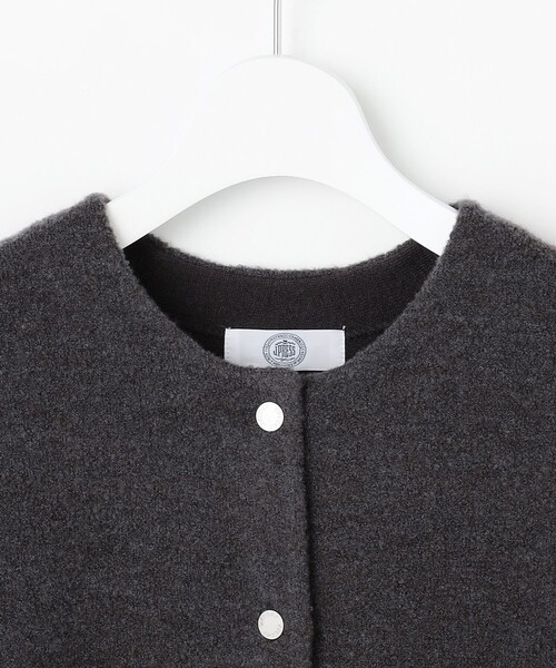 J.PRESS(ジェイプレス)の「BOUCLE ニット アウター(カーディガン/ボレロ・レディース・ブラウン系/ベージュ系/グレー系・MEDIUM/LARGE)」の13枚目の写真