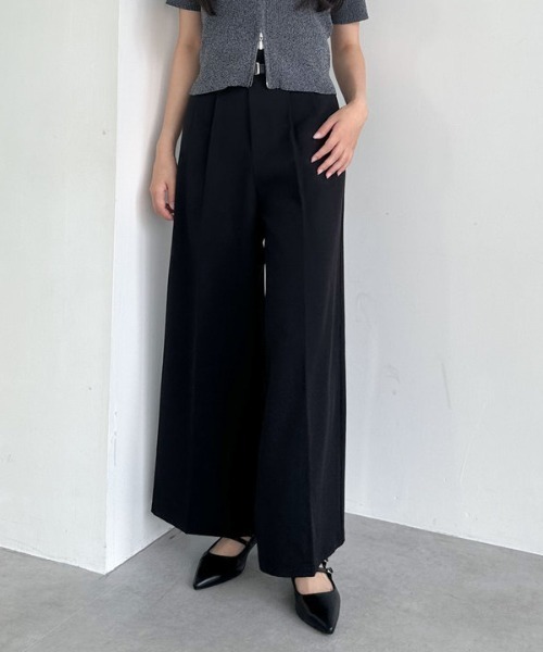 archives(アルシーヴ)の「ベルト付タックワイドスラックス(スラックス・レディース・ブラック/グレー/モカ・MEDIUM)」の2枚目の写真