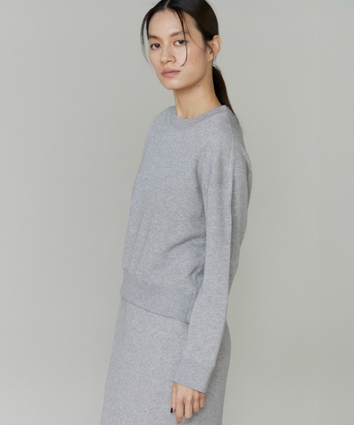 INED(イネド)の「ラメ裏毛プルオーバー《YVON》【セットアップ対応】(Tシャツ/カットソー・レディース・アイボリー/グレー・9号)」の11枚目の写真